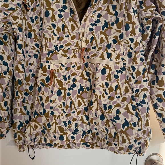 Women’s L.L. Bean Insulated Anorak - Picture 3 of 8